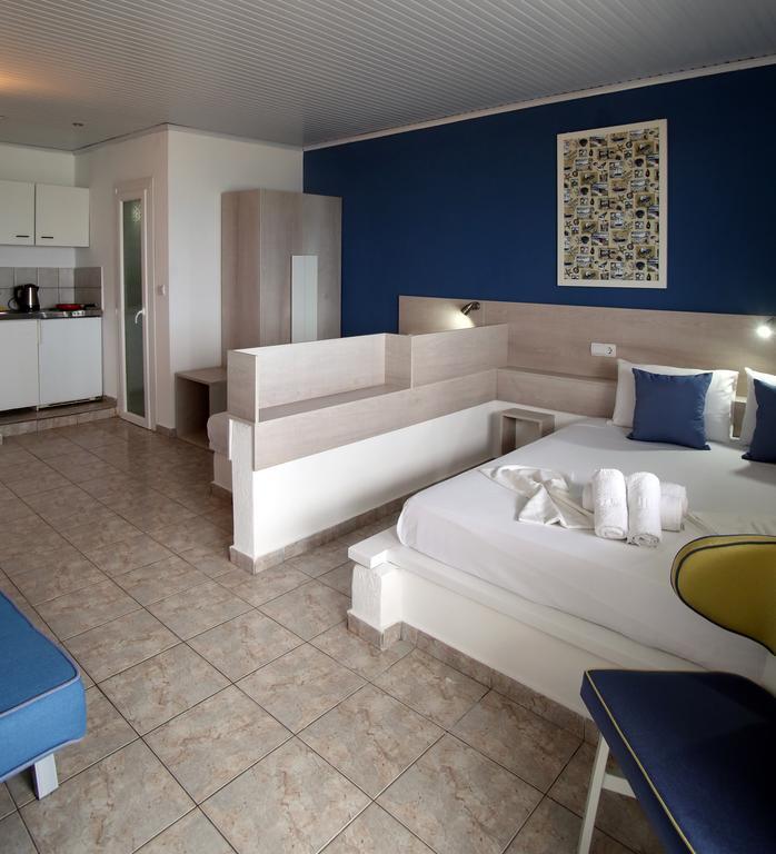 Ermioni Apartments Vrasná Eksteriør bilde